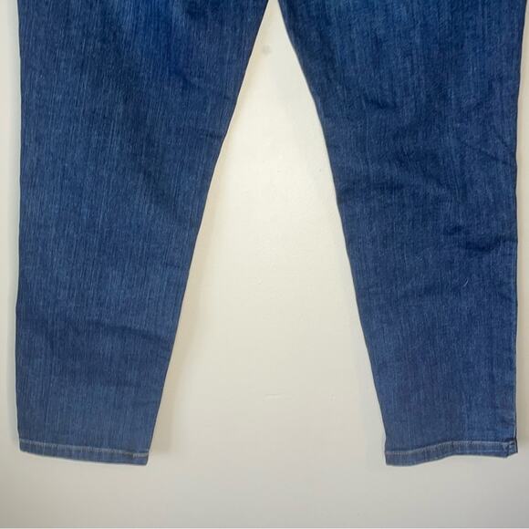 Tommy Hilfiger Cropped Dark Wash Jean Size 8 - Picture 11 of 11